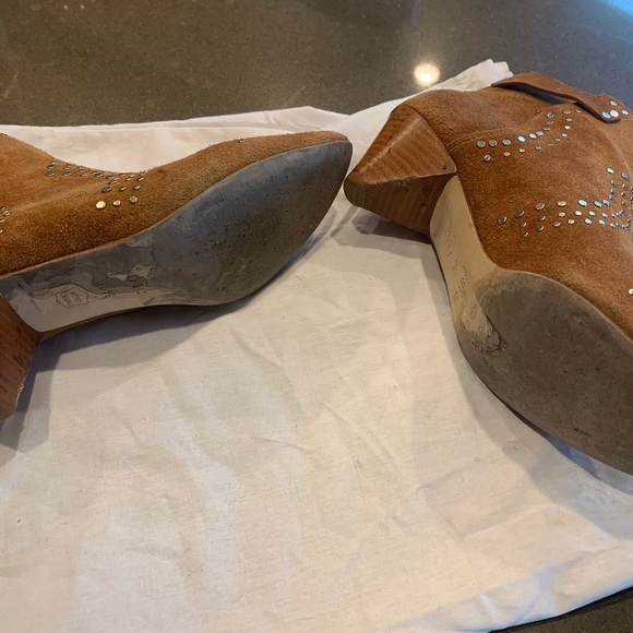 Joie Bickson suede studded booties 6.5 - Picture 3 of 3